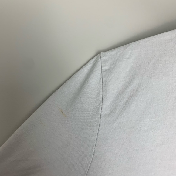 White Crop-Top - Picture 3 of 4